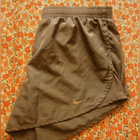 Nike Pants - nike athletic shorts